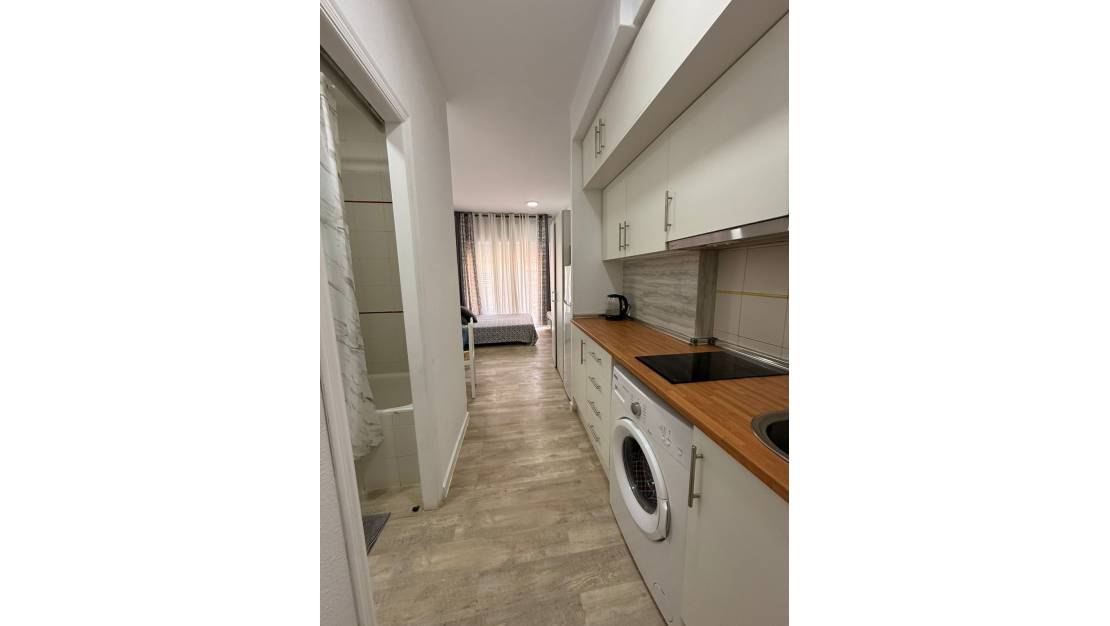 Sale - Apartment - Torrevieja - Torrevieja Centro