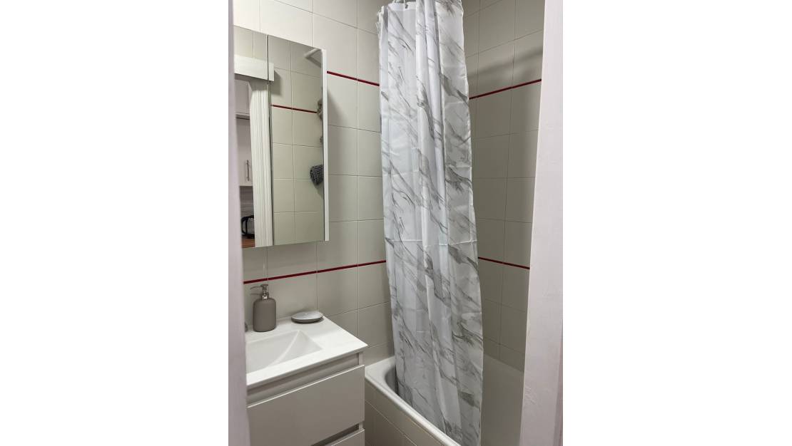 Sale - Apartment - Torrevieja - Torrevieja Centro