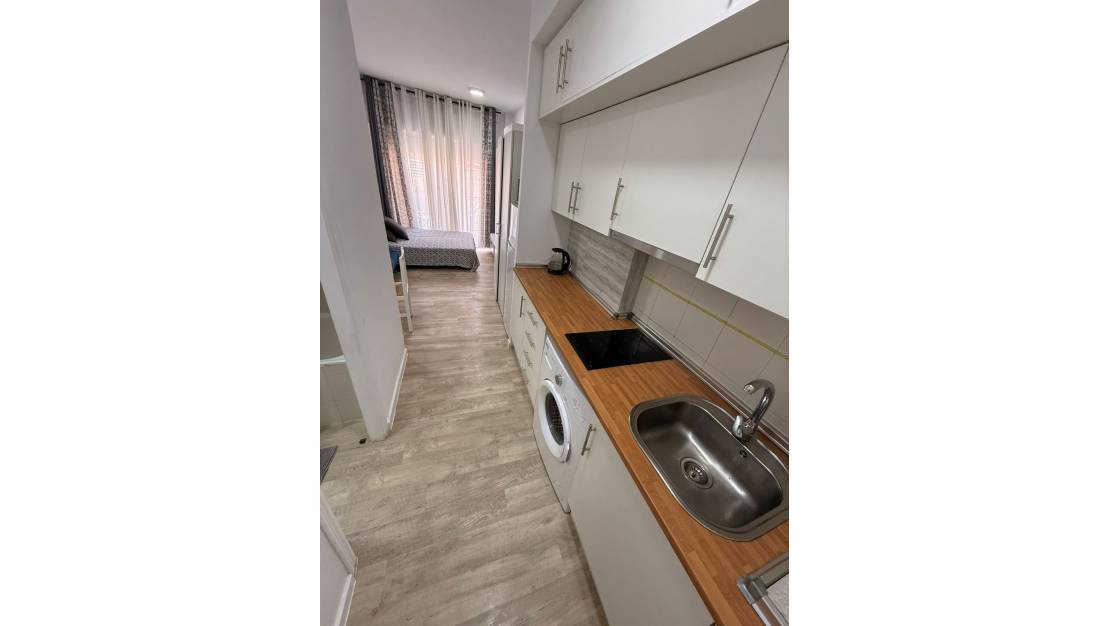 Sale - Apartment - Torrevieja - Torrevieja Centro