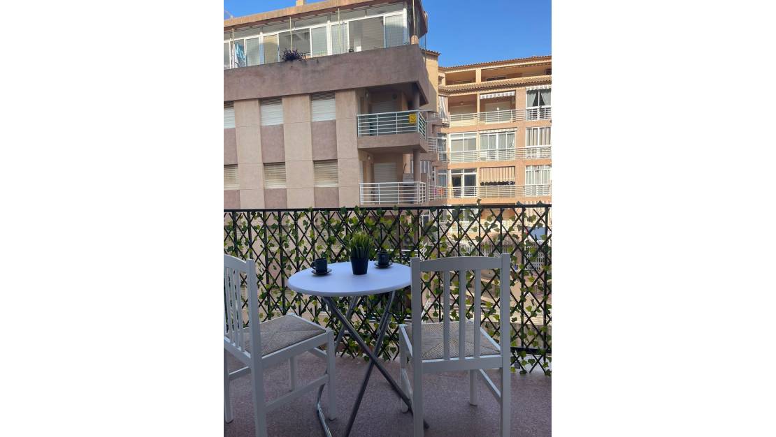 Sale - Apartment - Torrevieja - Torrevieja Centro