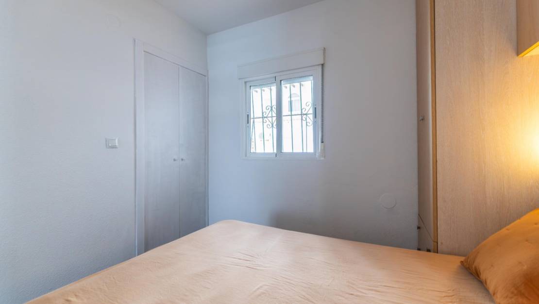 Sale - Apartment - Torrevieja - Torrevieja Centro