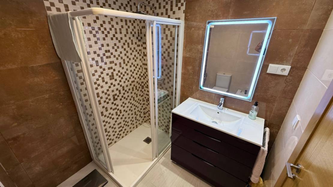 Sale - Apartment - Torrevieja - Torrevieja Centro