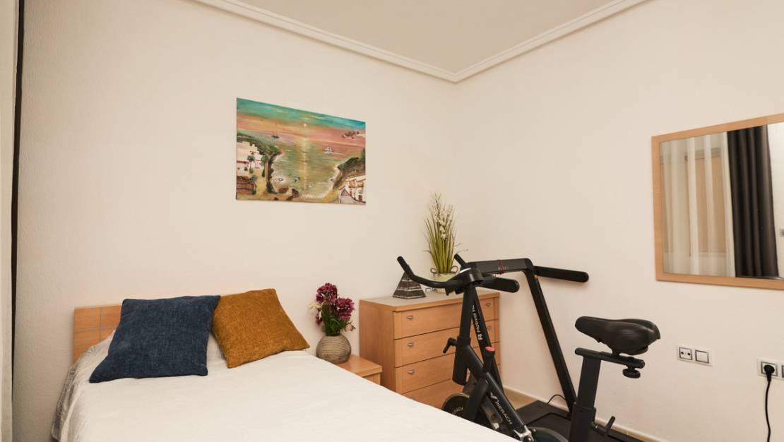 Sale - Apartment - Torrevieja - Torrevieja Centro