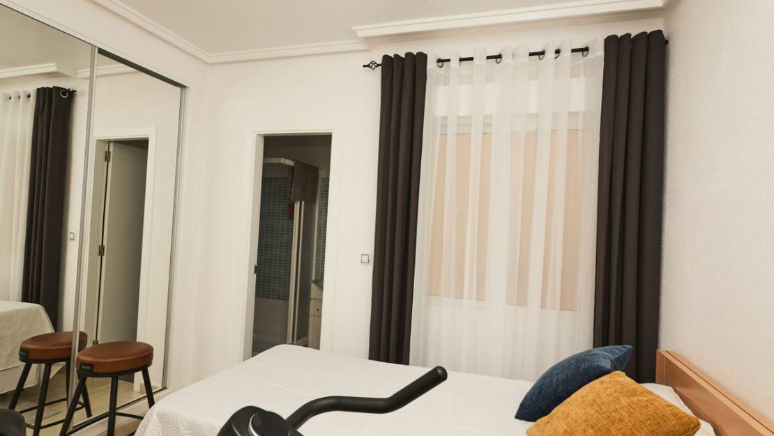 Sale - Apartment - Torrevieja - Torrevieja Centro