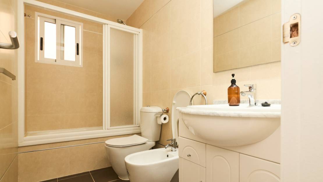 Sale - Apartment - Torrevieja - Torrevieja Centro
