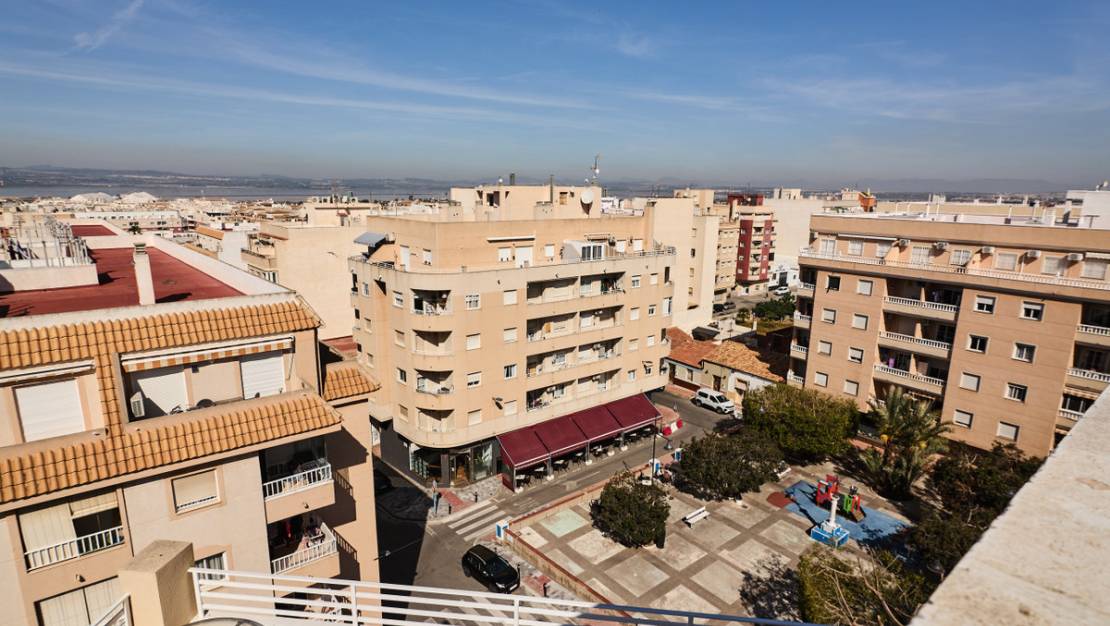 Sale - Apartment - Torrevieja - Torrevieja Centro