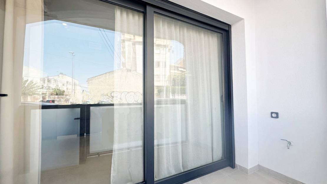 Sale - Apartment - Torrevieja - Torrevieja Centro