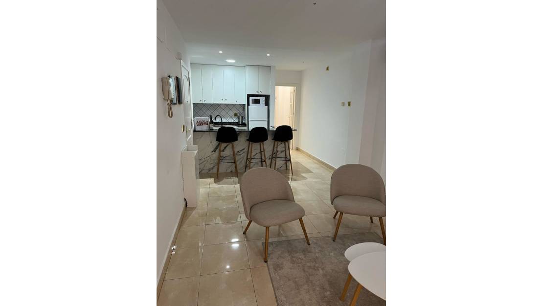 Sale - Apartment - Torrevieja - Torrevieja Centro
