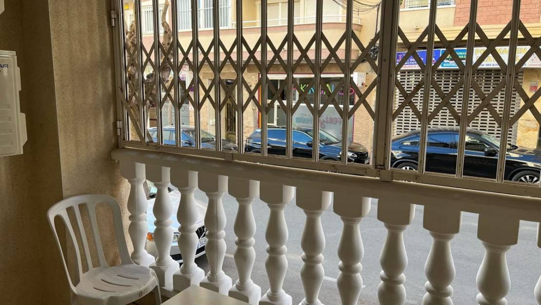 Sale - Apartment - Torrevieja - Torrevieja Centro