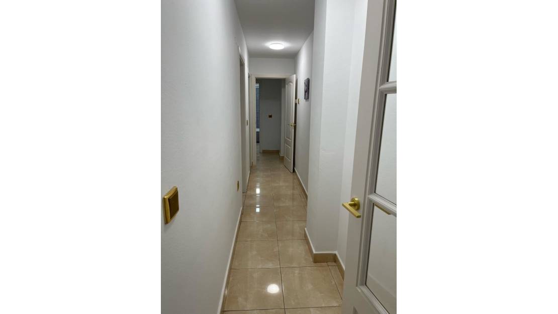 Sale - Apartment - Torrevieja - Torrevieja Centro