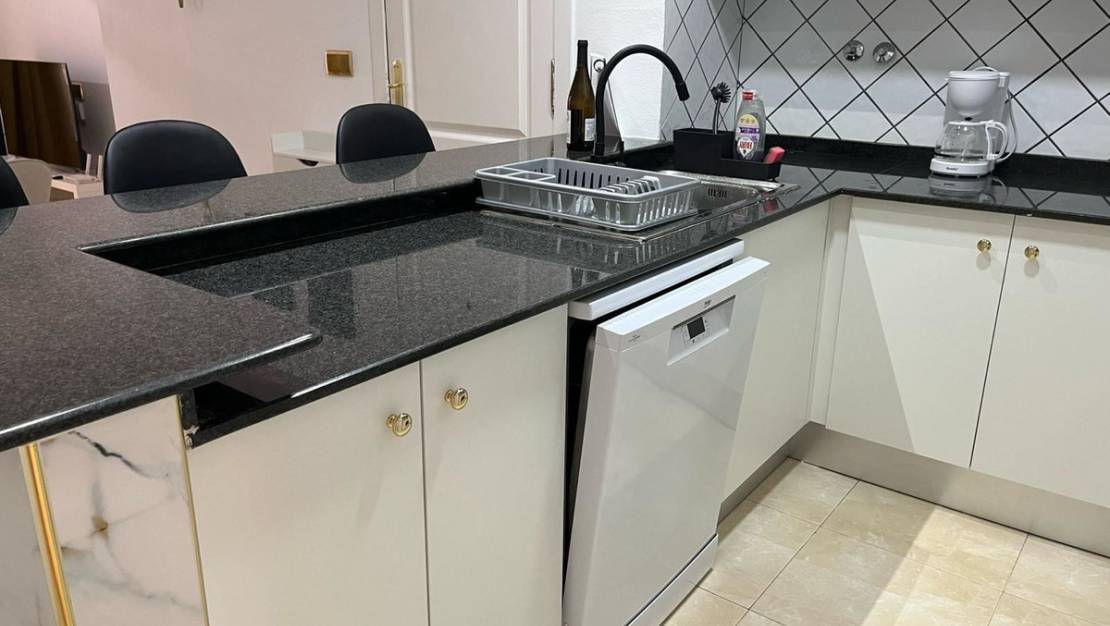 Sale - Apartment - Torrevieja - Torrevieja Centro