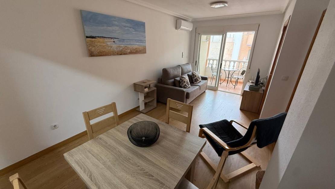 Sale - Apartment - Torrevieja - Torrevieja Centro