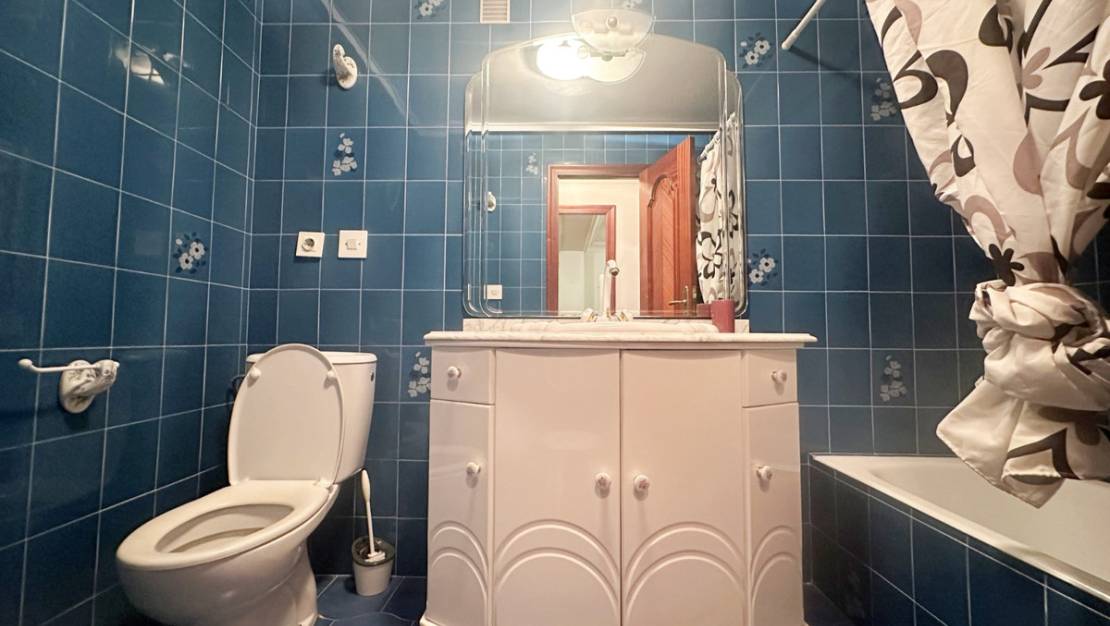 Sale - Apartment - Torrevieja - Torrevieja Centro