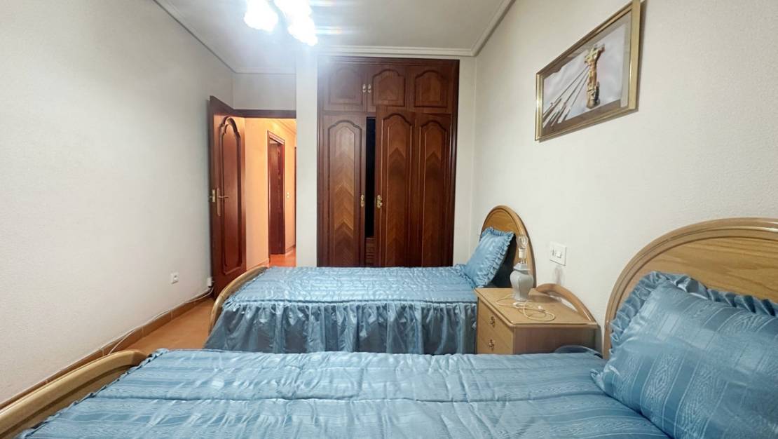 Sale - Apartment - Torrevieja - Torrevieja Centro