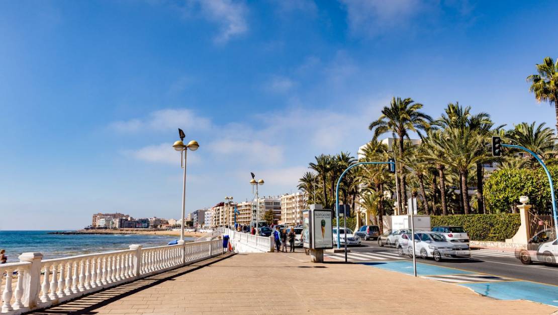 Sale - Apartment - Torrevieja - Torrevieja Centro