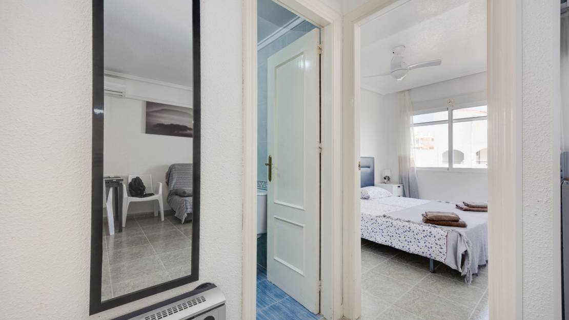 Sale - Apartment - Torrevieja - Torrevieja Centro