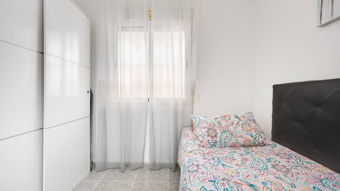 Sale - Apartment - Torrevieja - Torrevieja Centro