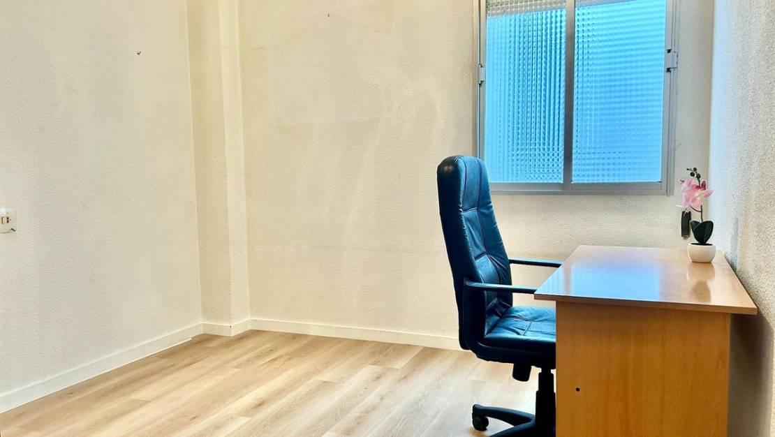 Sale - Apartment - Torrevieja - Torrevieja Centro