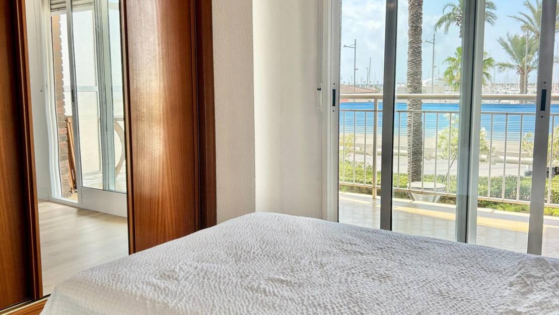 Sale - Apartment - Torrevieja - Torrevieja Centro