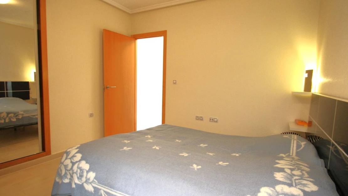 Sale - Apartment - Torrevieja - Torrevieja Centro