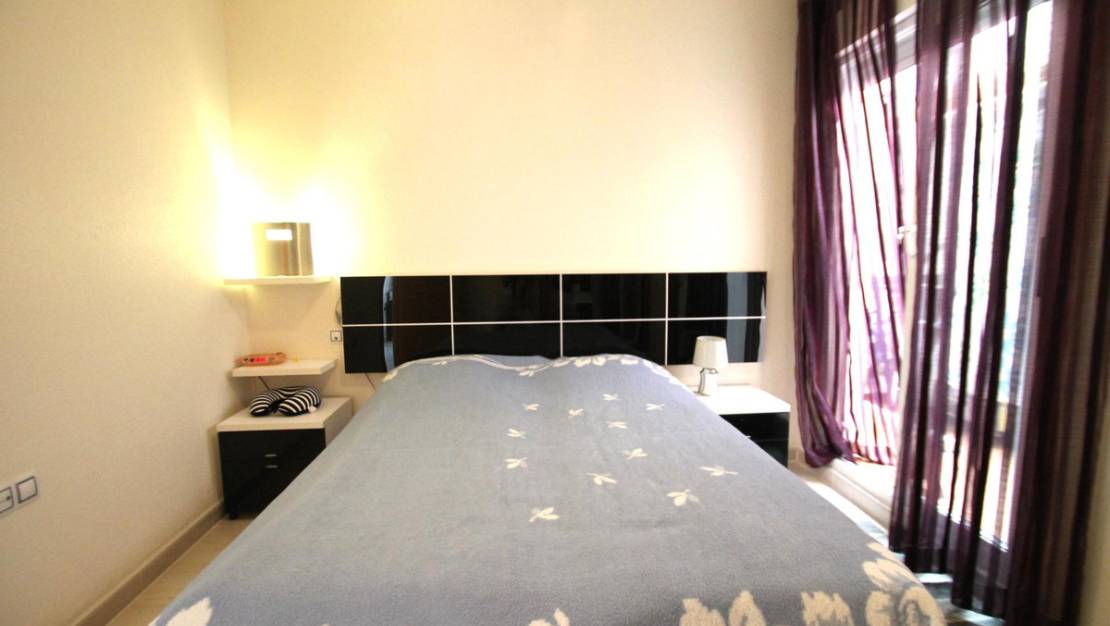 Sale - Apartment - Torrevieja - Torrevieja Centro