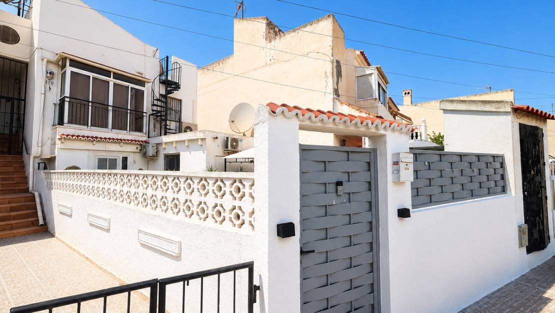 Sale - Apartment - Torrevieja - Torrevieja Centro