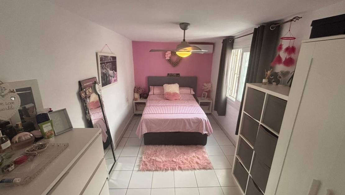 Sale - Apartment - Torrevieja - Torrevieja Centro