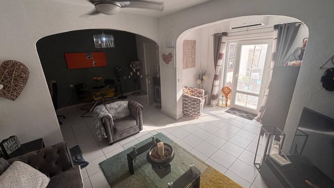 Sale - Apartment - Torrevieja - Torrevieja Centro