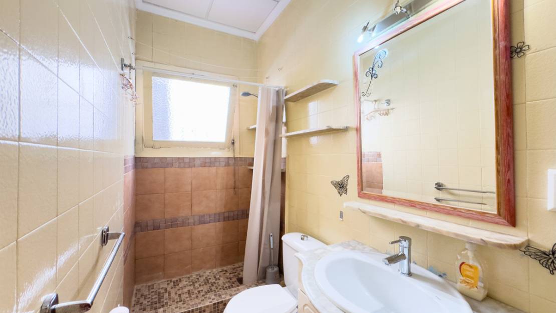 Sale - Apartment - Torrevieja - Torrevieja Centro
