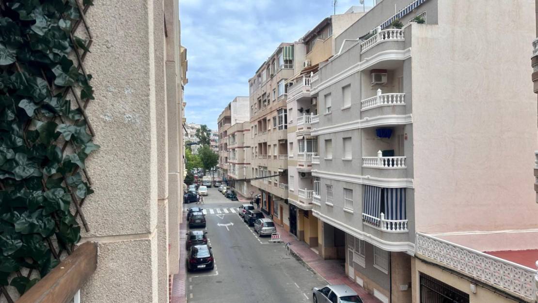 Sale - Apartment - Torrevieja - Torrevieja Centro