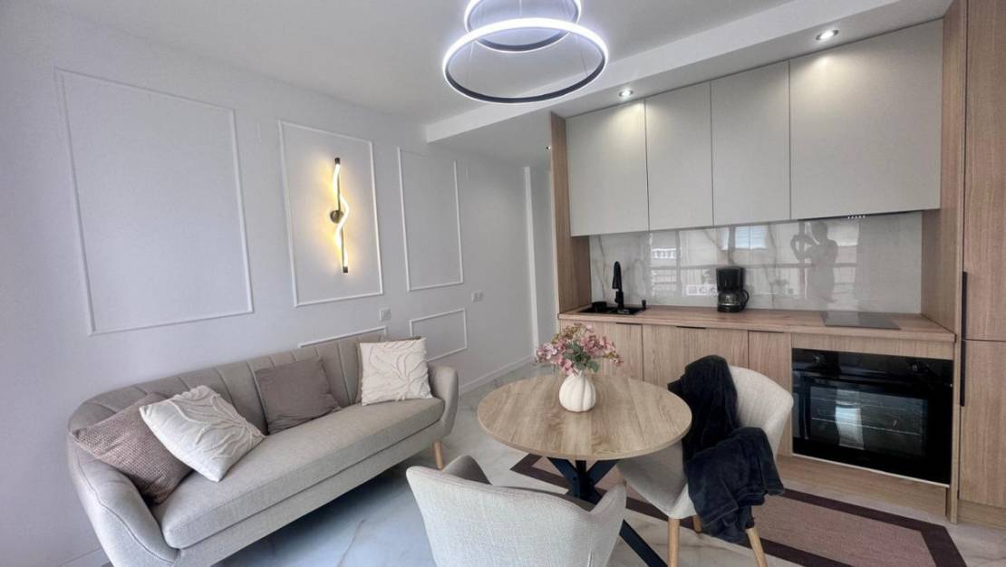 Sale - Apartment - Torrevieja - Torrevieja Centro