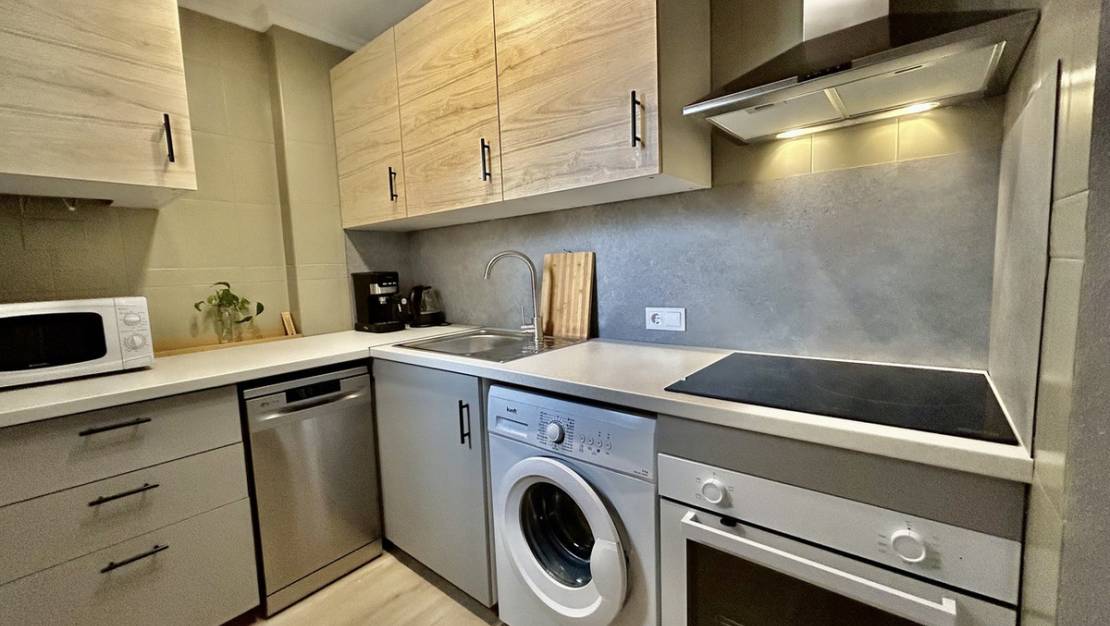 Sale - Apartment - Torrevieja - Torrevieja Centro