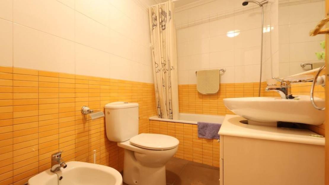 Sale - Apartment - Torrevieja - Torrevieja Centro