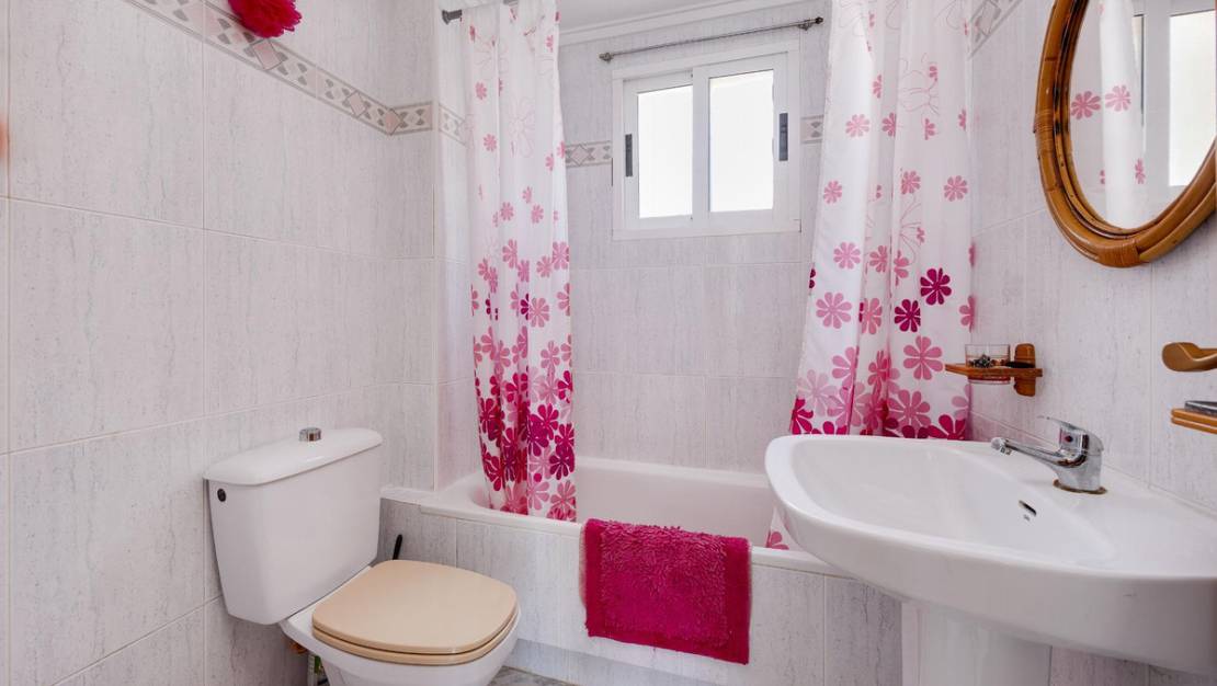 Sale - Apartment - Torrevieja - Torrevieja Centro