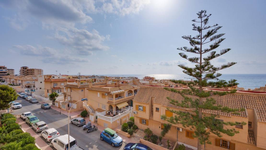 Sale - Apartment - Torrevieja - Torrevieja Centro