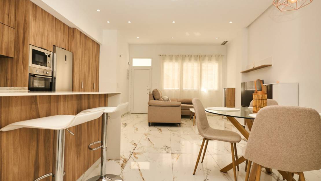 Sale - Apartment - Torrevieja - Torrevieja Centro