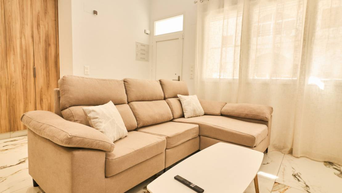 Sale - Apartment - Torrevieja - Torrevieja Centro