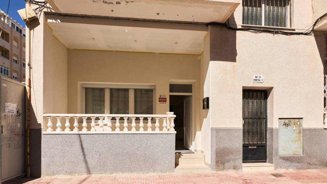 Sale - Apartment - Torrevieja - Torrevieja Centro