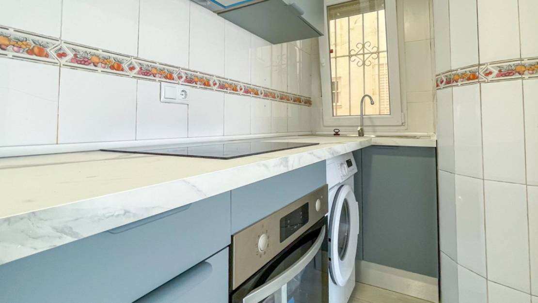 Sale - Apartment - Torrevieja - Torrevieja Centro