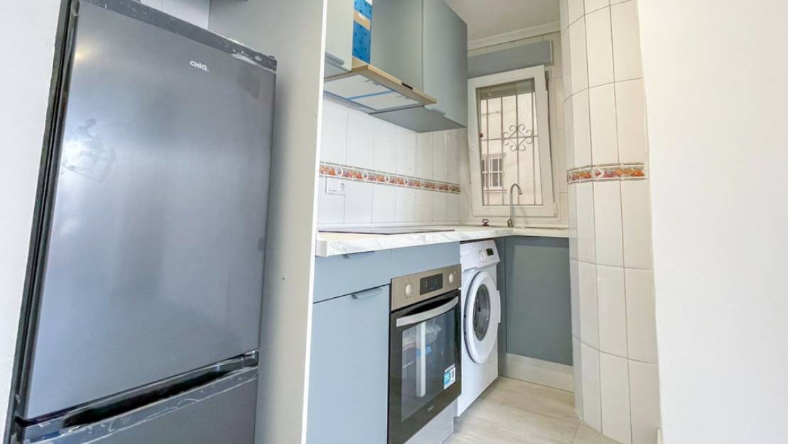 Sale - Apartment - Torrevieja - Torrevieja Centro