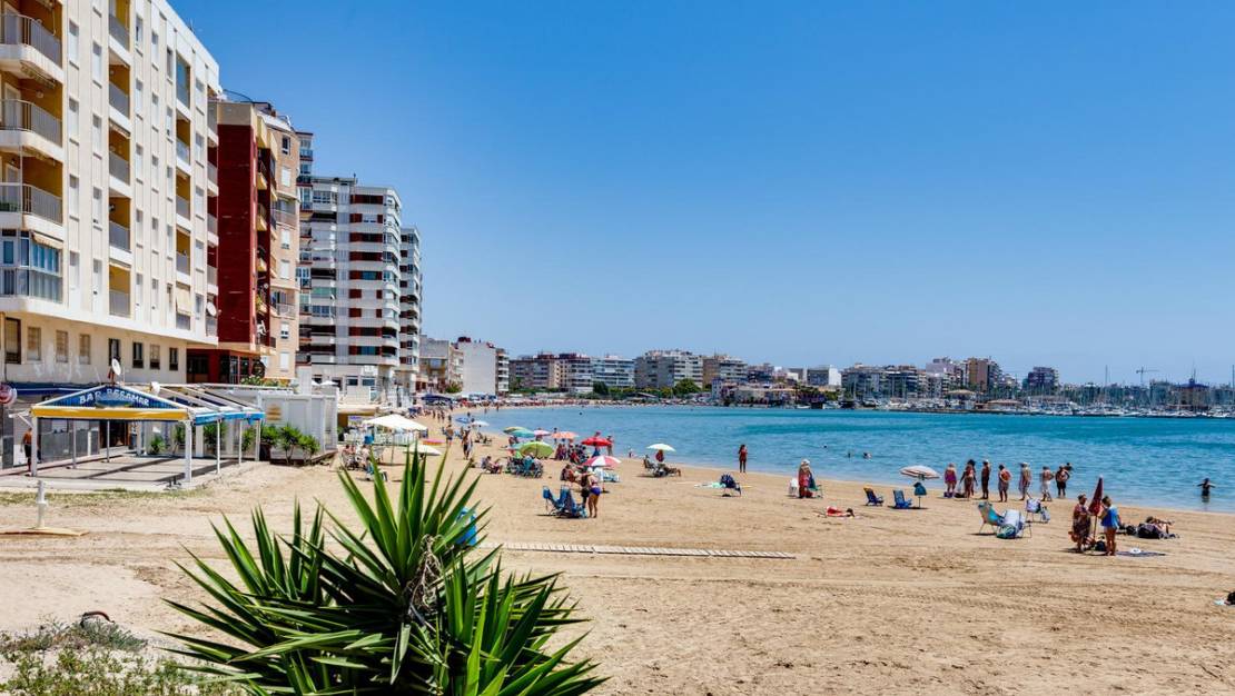 Sale - Apartment - Torrevieja - Torrevieja Centro