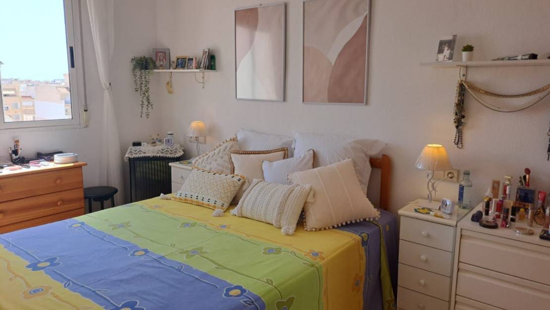 Sale - Apartment - Torrevieja - Torrevieja Centro