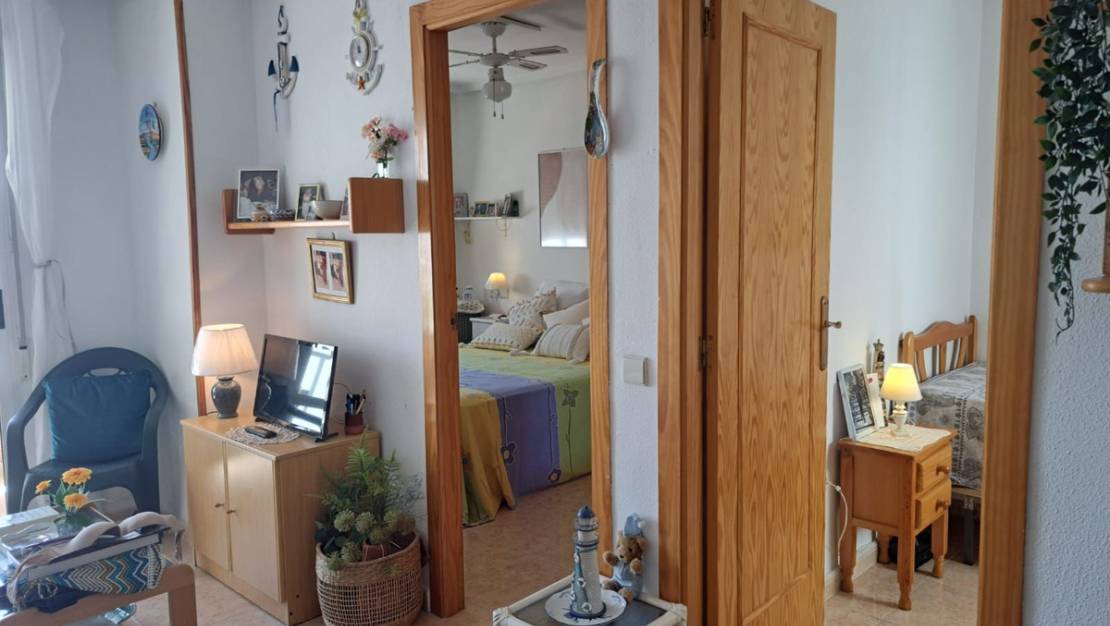 Sale - Apartment - Torrevieja - Torrevieja Centro