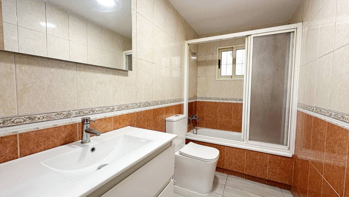 Sale - Apartment - Torrevieja - Torrevieja Centro