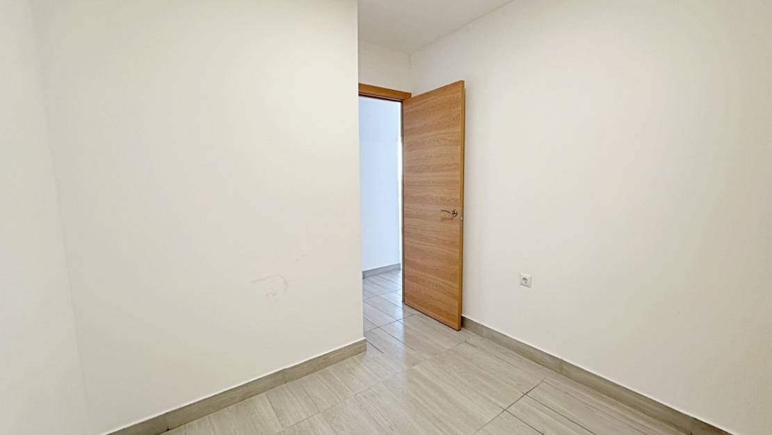 Sale - Apartment - Torrevieja - Torrevieja Centro