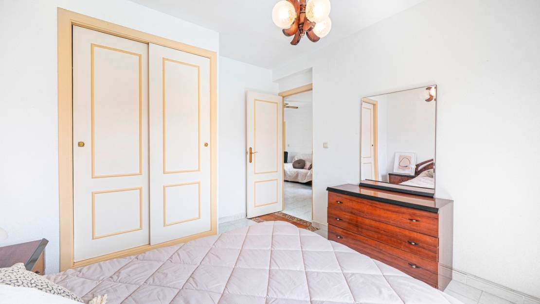 Sale - Apartment - Torrevieja - Torrevieja Centro