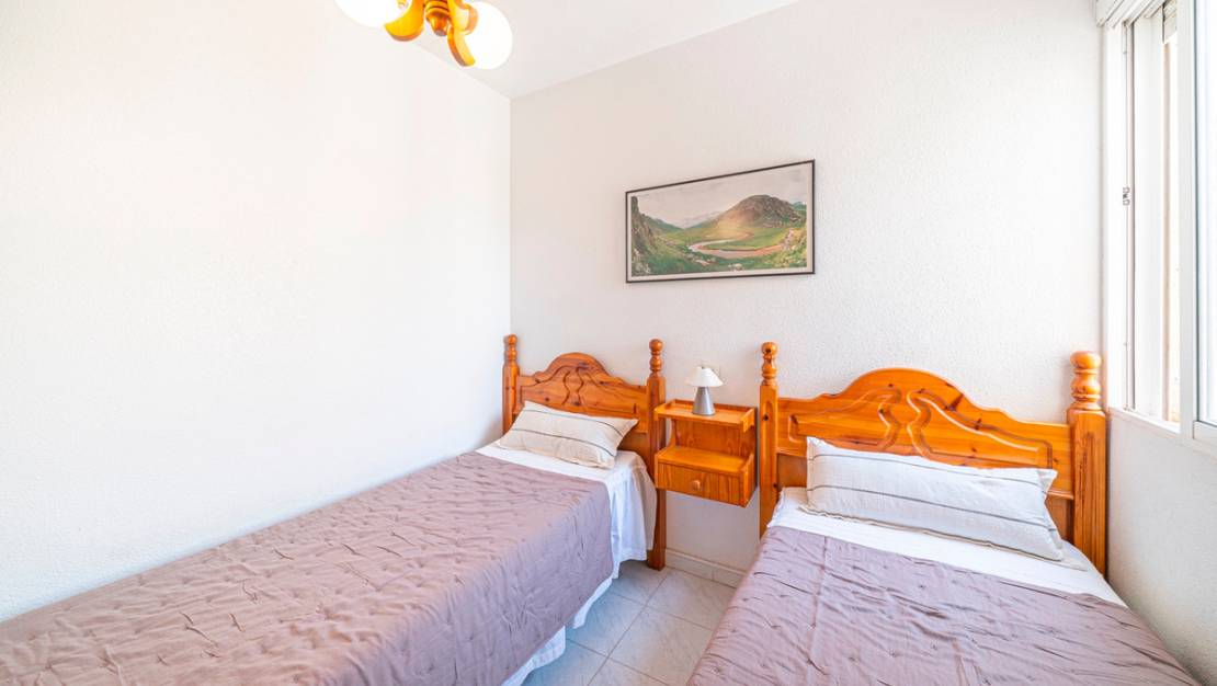 Sale - Apartment - Torrevieja - Torrevieja Centro