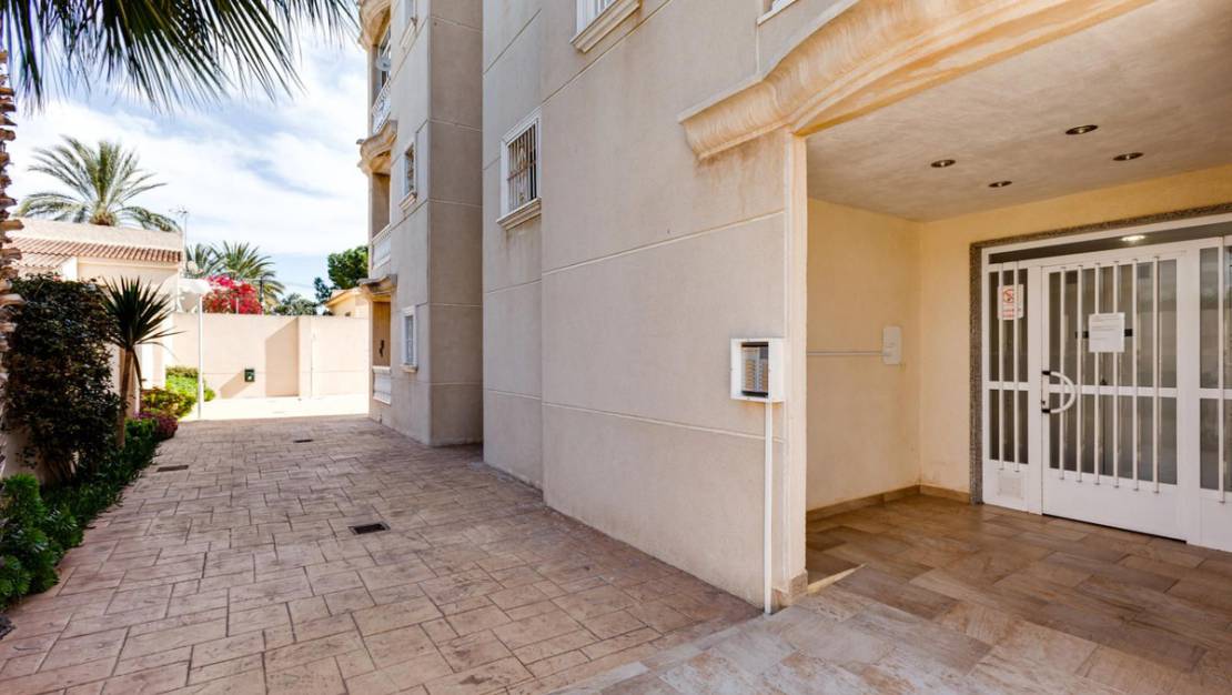 Sale - Apartment - Torrevieja - Torrevieja Centro