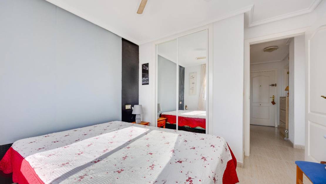 Sale - Apartment - Torrevieja - Torrevieja Centro