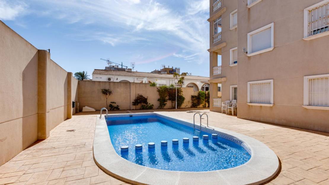 Sale - Apartment - Torrevieja - Torrevieja Centro
